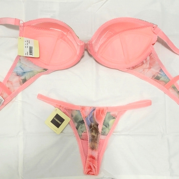 CHNGE Floral Print Bra and Panty Set - Pink - Picture 2 of 6